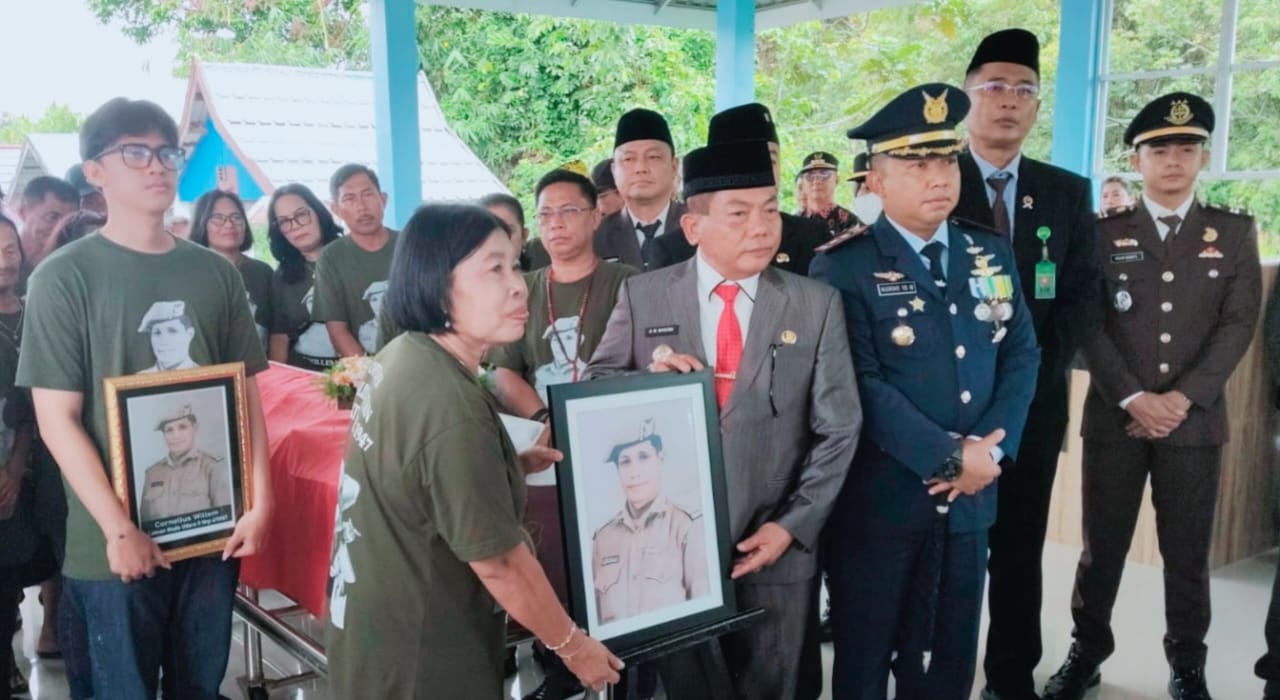 Penerjun Payung Pertama RI “Cornelius Willem” Putera Kapuas, Pahlawan Kemerdekaan