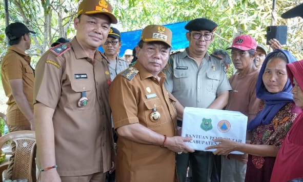 Korban Kebakaran Desa Pantai Dapat Bantuan