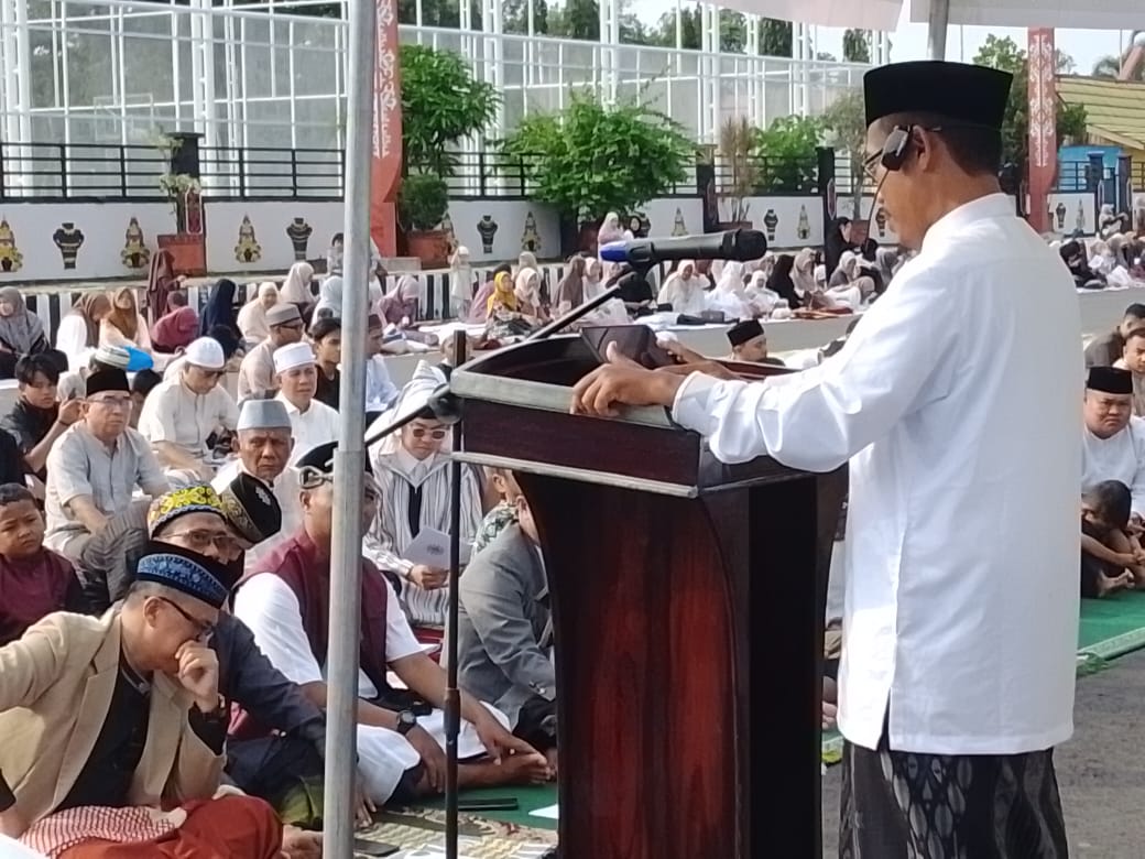 Ribuan Warga Muhammadiyah Kapuas Ikuti Salat Idul Fitri