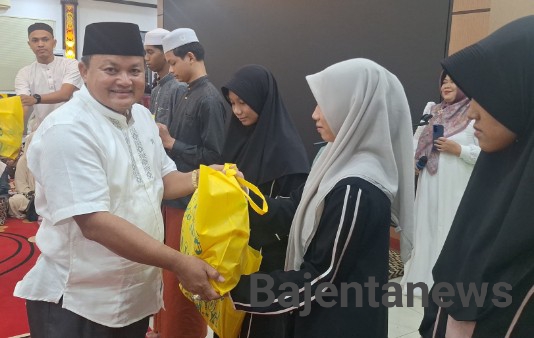 Legislatif Buka Puasa Bersama, Bagikan Sembako