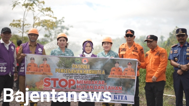 KETUA TP POSYANDU IKUTI SIMULASI PEMADAM KEBAKARAN