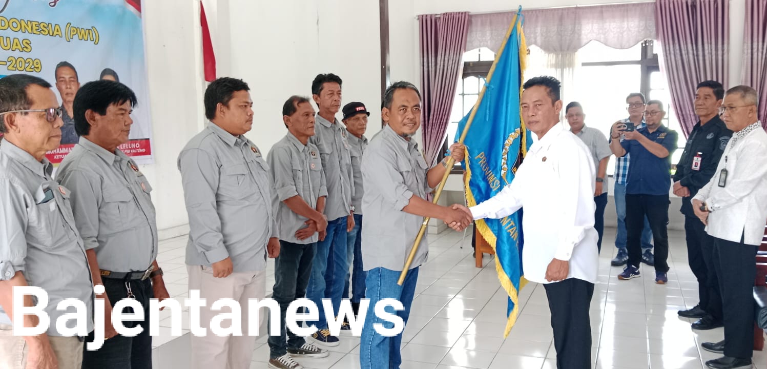 PENGURUS PWI KAPUAS DILANTIK