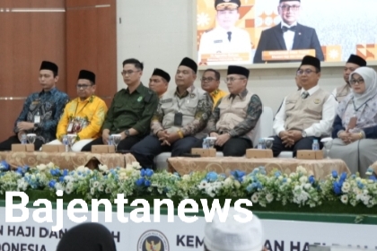 35 JAMAAH HAJI KAPUAS TIBA DI TANAH AIR