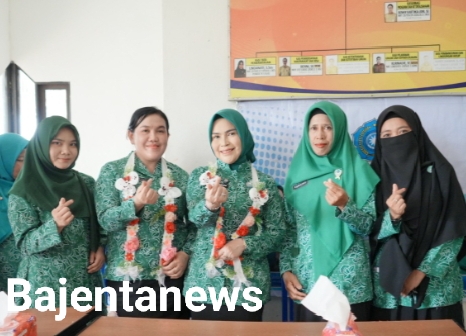 TIM PKK KABUPATEN KUNJUNGI DADAHUP