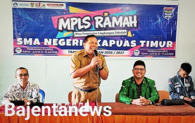 PENGAWAS SEKOLAH HARAPKAN PESERTA MPLS DISIPLIN DAN BERKARAKTER