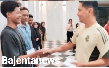 WARGA SELAT UTARA SEMARAKKAN HUT RI