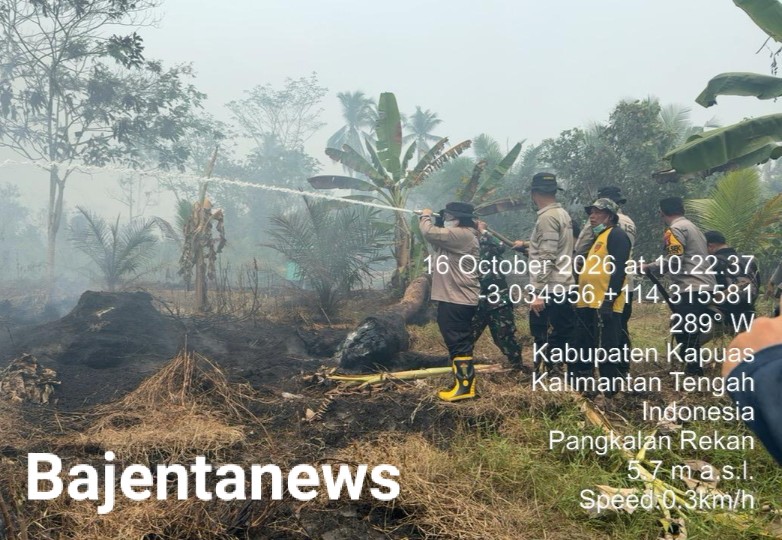 BABINSA KORAMIL BASARANG DAMPINGI KAPOLRES PADAMKAN KARHUTLA DI PANGKALAN REKAN